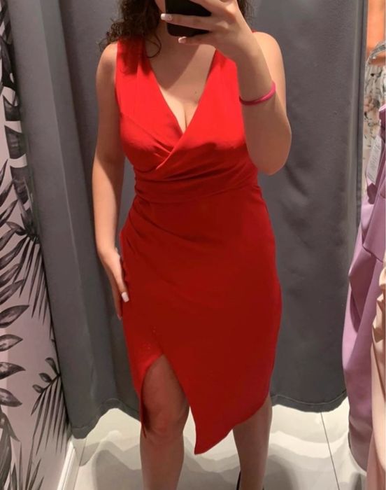 Czerwona sukienka mini