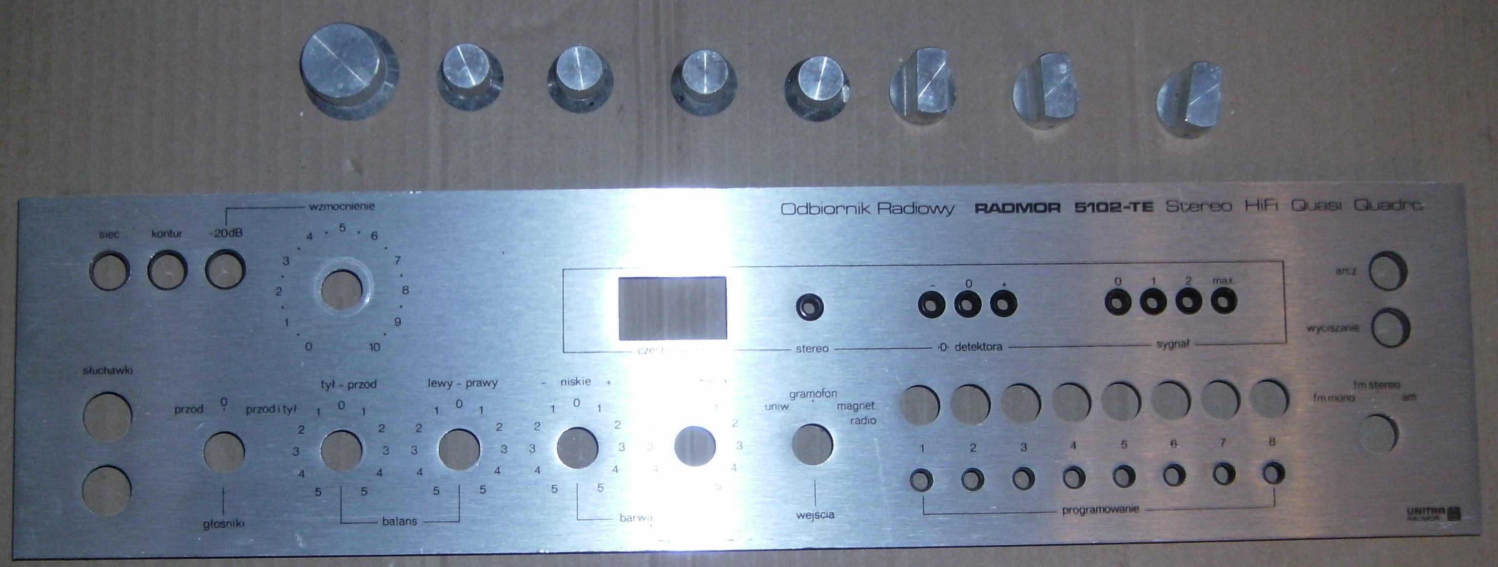 Radmor  5102 T/TE gałki - komplet , płyta przednia - srebrna