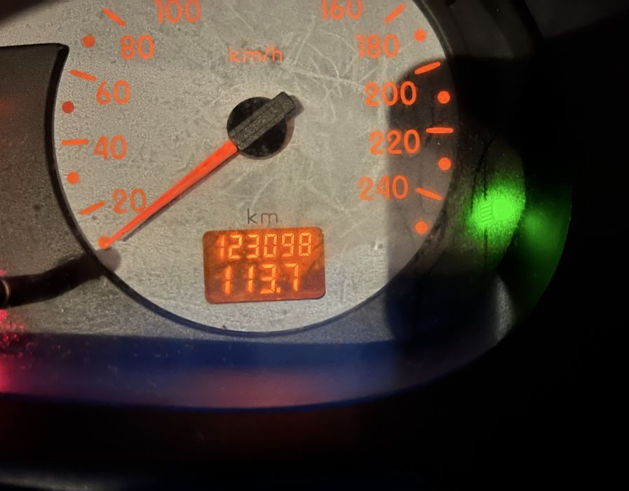 Renault Clio 1.2 16V 2000