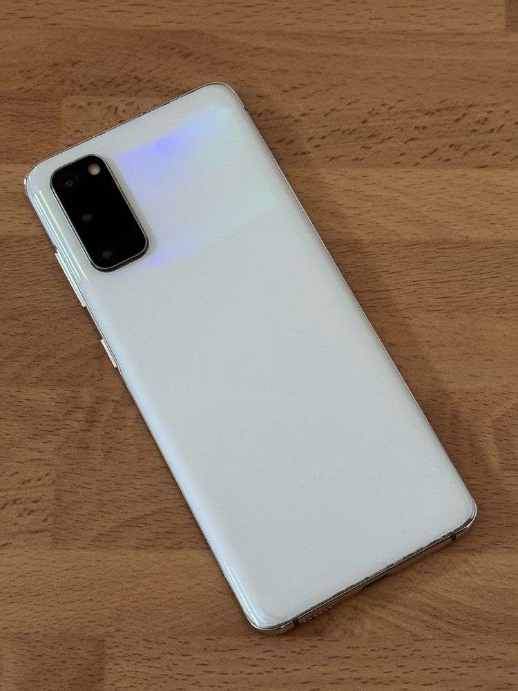 Samsung galaxy s20 128gb como novo desbloqueado(ACEITO RETOMA)