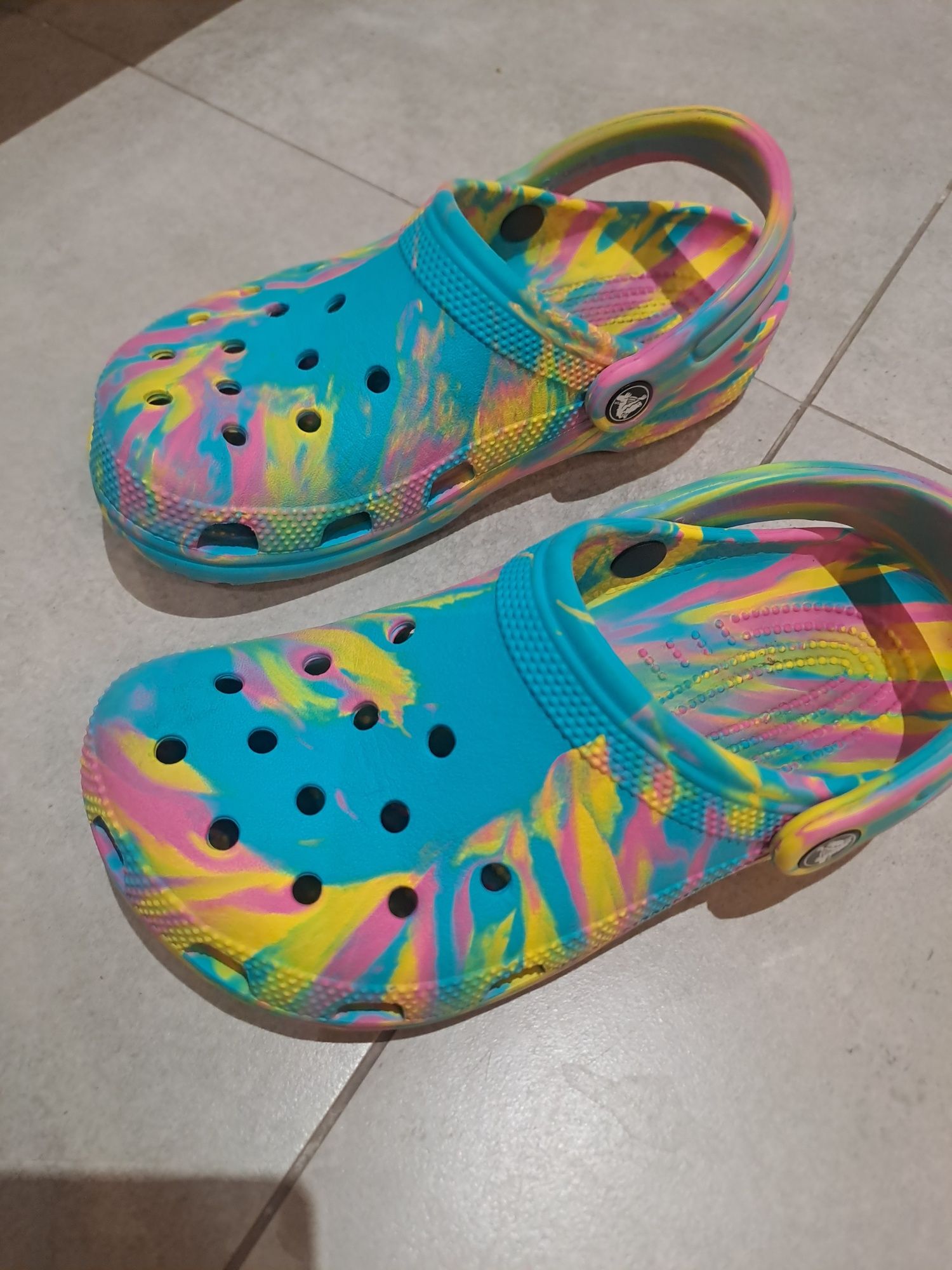 Crocs J4 nowe kolorowe