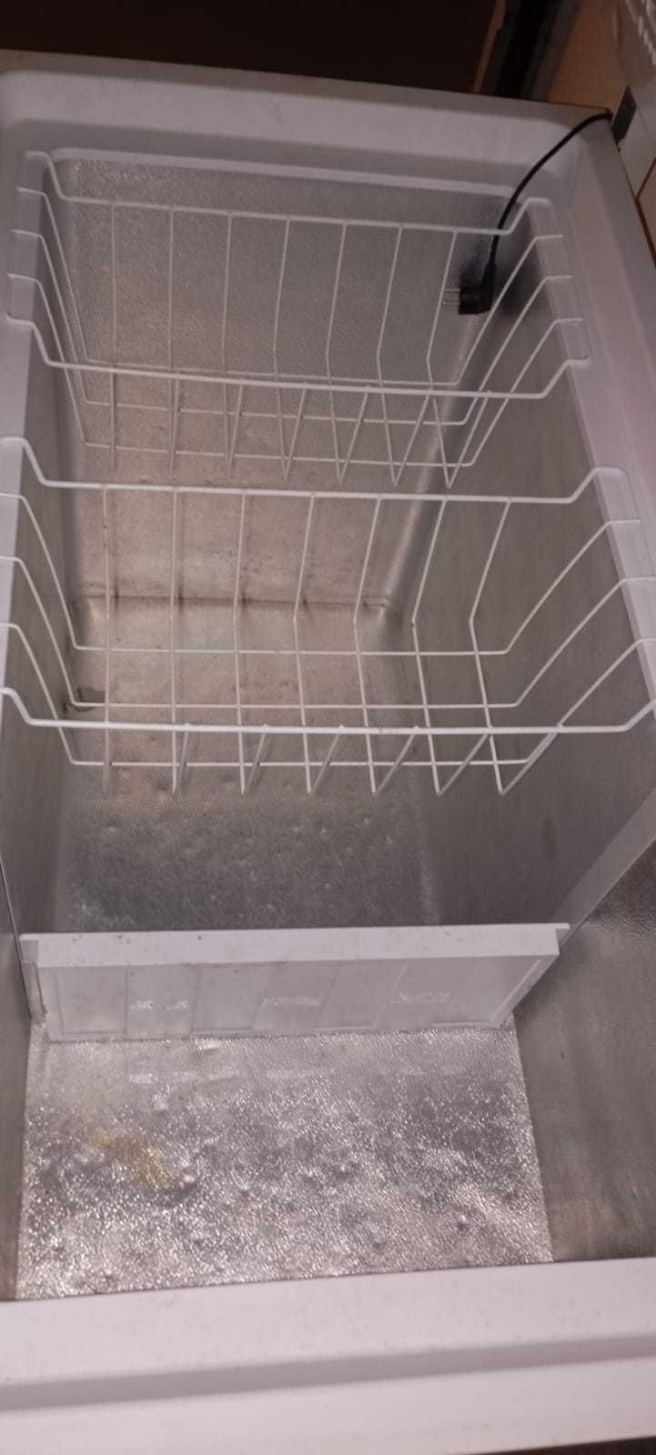Arca Indesit OS1A300H2