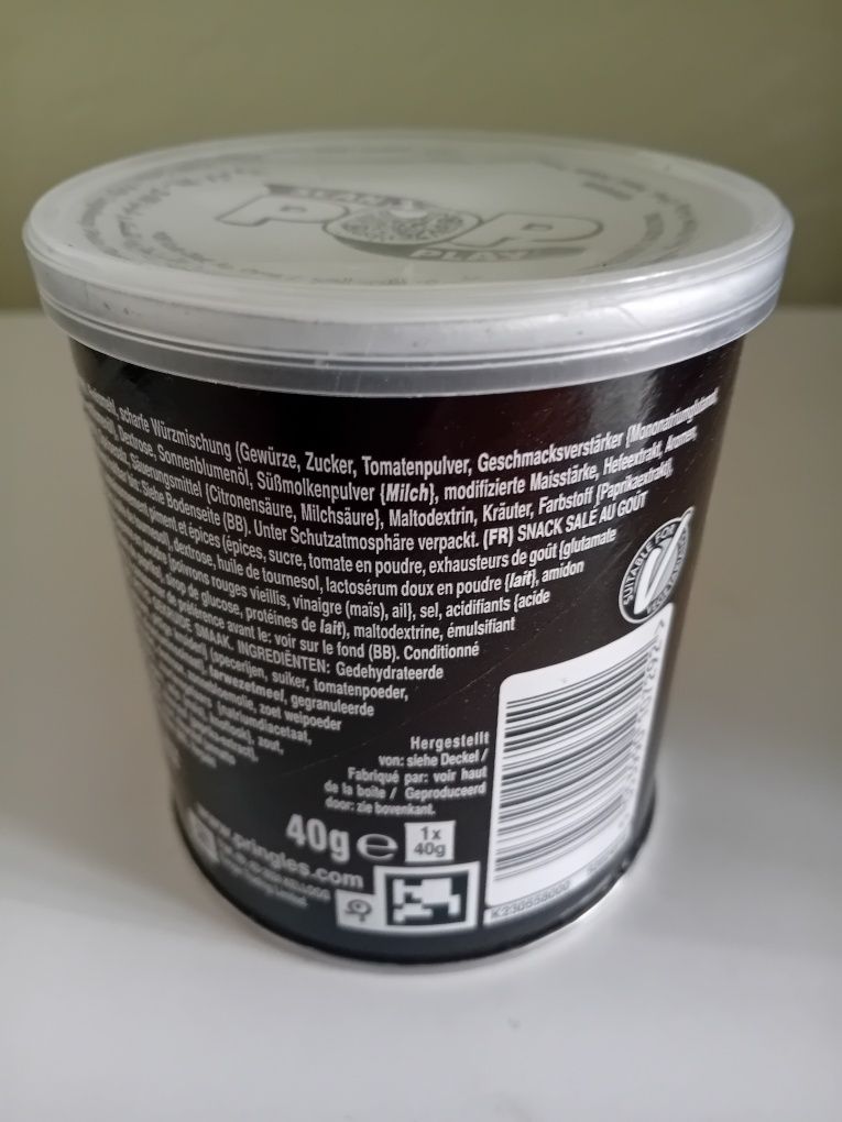 Chipsy PRINGLES hot & spice 8 sztuk 40g.