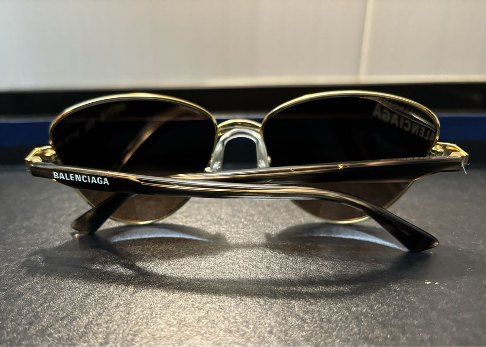 Oculos de sol Balenciaga