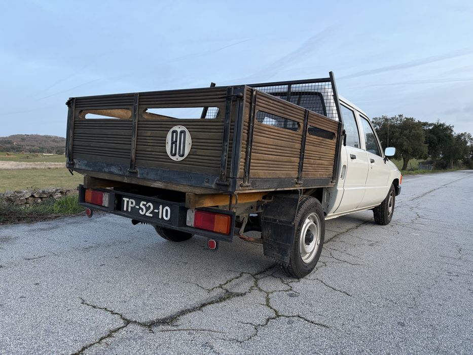 Toyota Hilux 48000kms Nacional 4x2 5 lugares