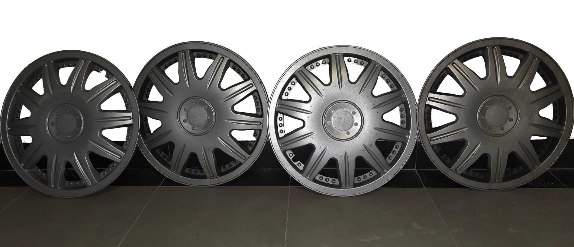 Kołpaki dekle uniwersalne 16" R16 4szt komplet