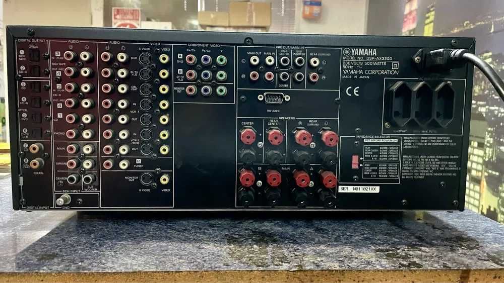 Amplificador A/V
Modelo DSP-AX3200