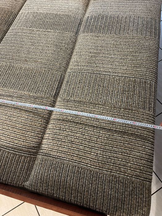 Oddam trzy rozkładane sofy