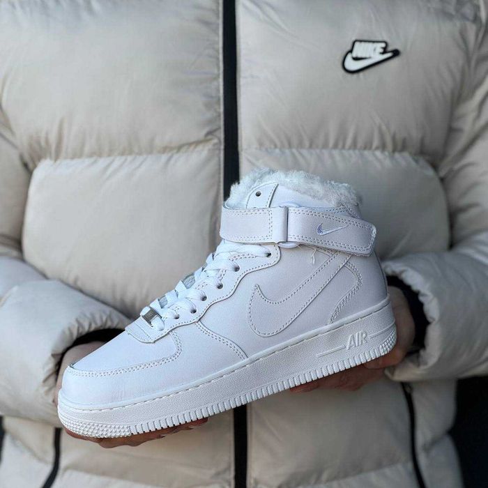 Зимові кросівки Nike Air Force Winter (37,38р) - вигідна ціна