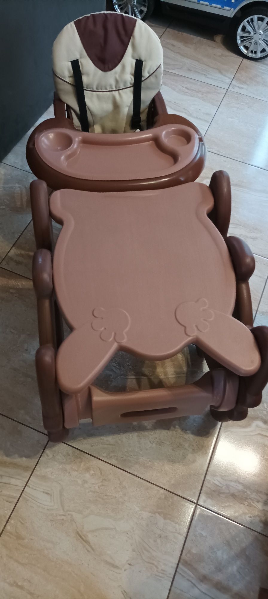 Krzesełko do karmienia