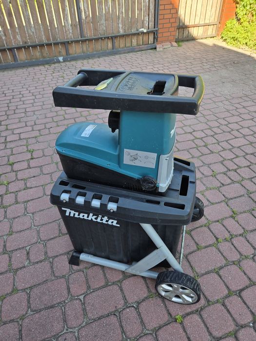 Rębak Makita UD2500