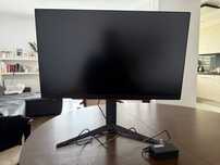LG UltraGear 27GR93U