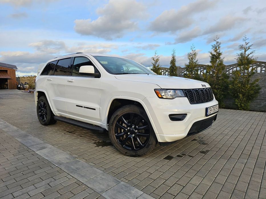 Jeep Grand Cherokee Jeep Grand Cherokee Altittude 4x4