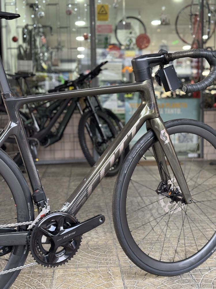 Bicicleta Scott Addict RC 40