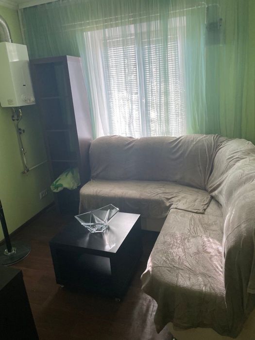 Оренда приміщення в районі пл.Фестивальноі