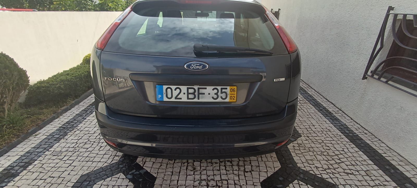 Ford Focus 1.6 TDCi – 110cv – Nacional – Bem estimado