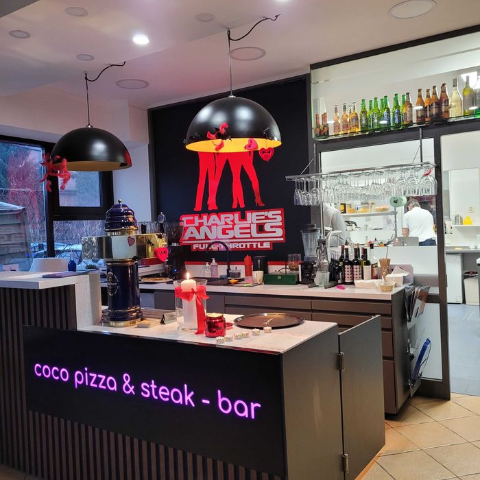 Odstąpię lokal gastronomiczny restaurację pizzerię na Woli 146m2 +60m2