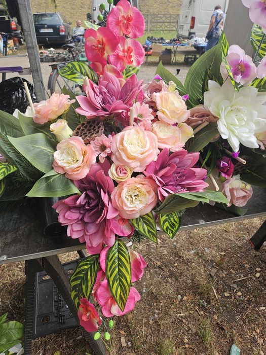 Stroik mega duży na cmentarz kompozycja