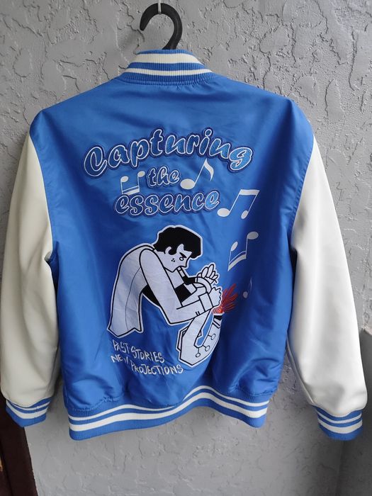 Новий бомбер від бренду zara з топовим дизайном y2k sk8 swag