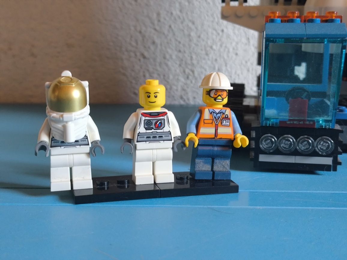 Lego City [set 60080]- Spaceport