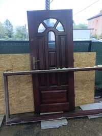 Drzwi wejściowe drewniane zewnetrzne