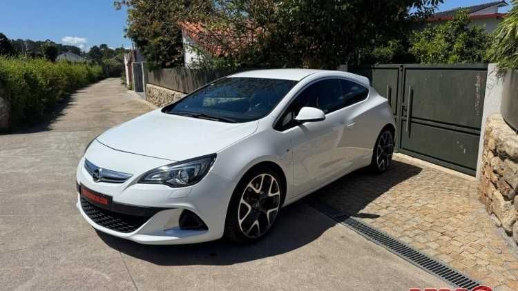 OPEL ASTRA OPC!!