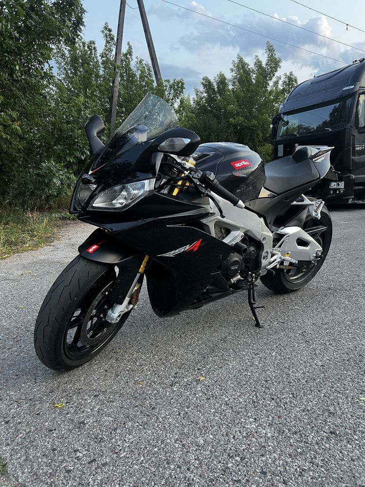 Aprilia Rsv4 Factory Aprc 2012