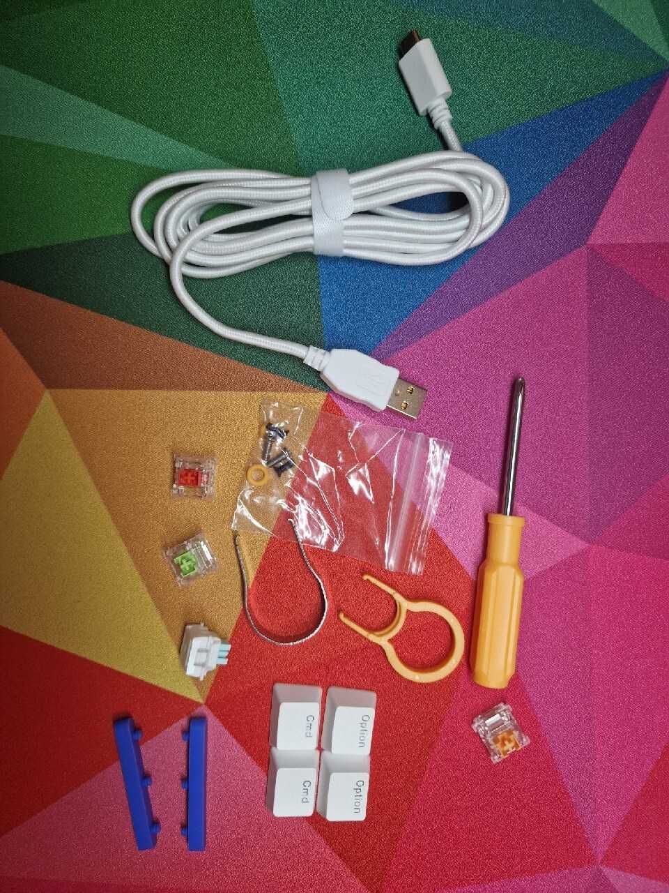 Klawiatura magnetyczna. GLORIOUS GMMK 3 HE 75%