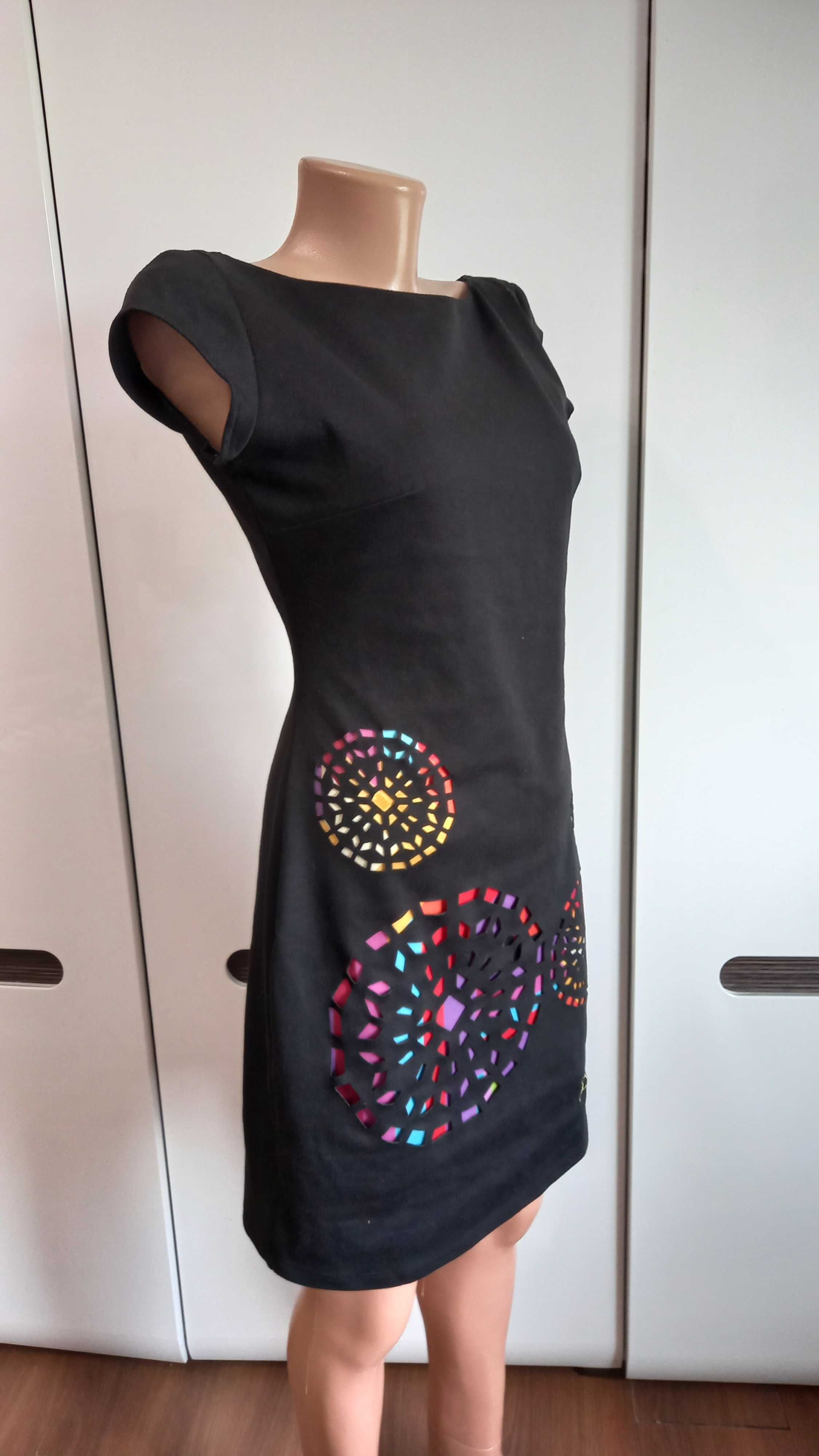 р. S 44 desigual черное платье с вышивкой с открытой спиной сукня