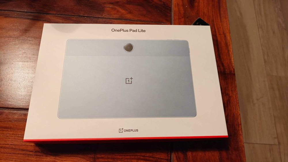 Fabrycznie zapakowany OnePlus Pad Lite