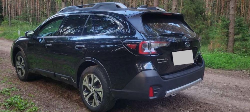 Продаю Subaru Outback 2.5 (2020)