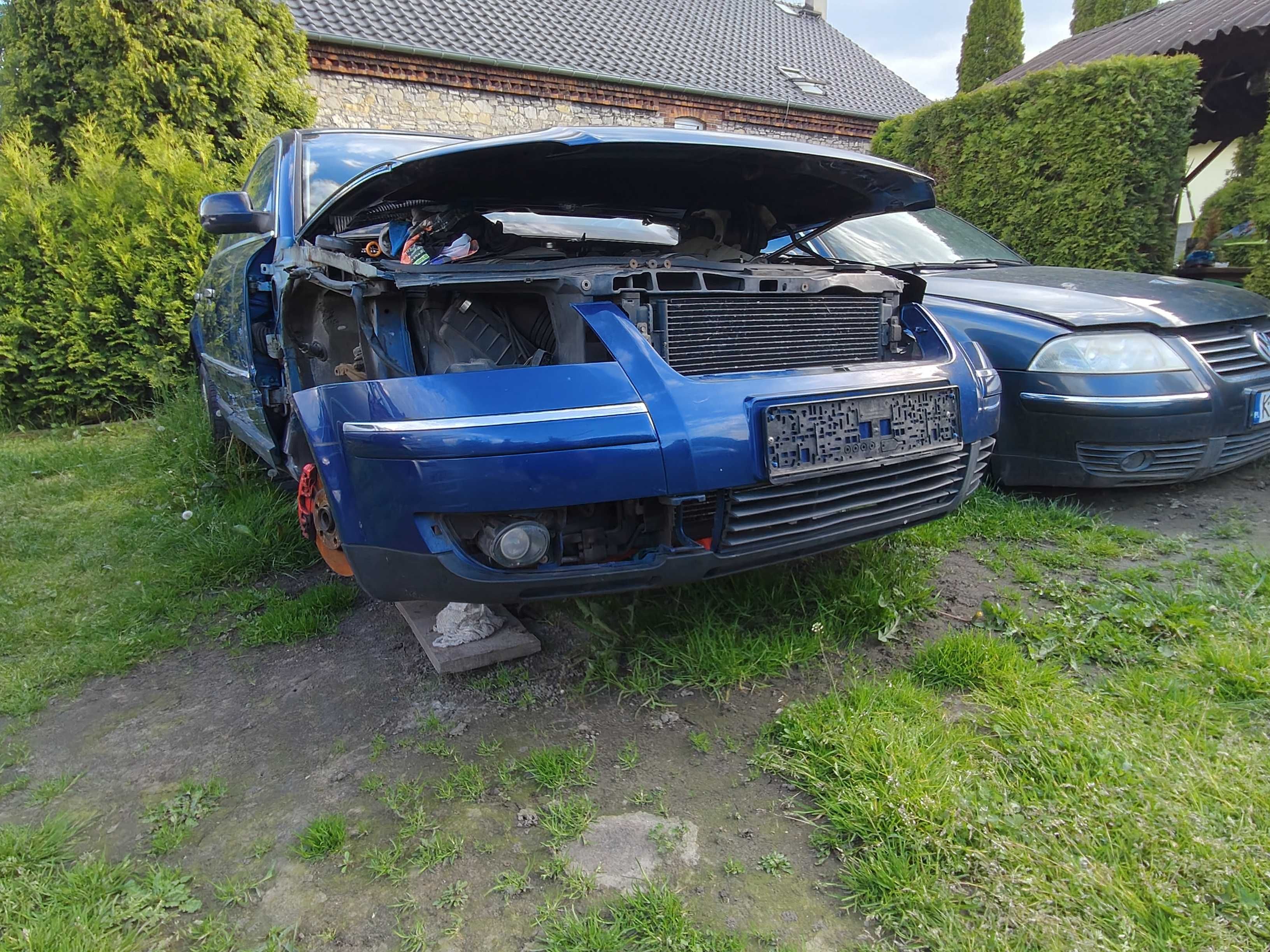 Zderzak Passat B5 FL LC5X