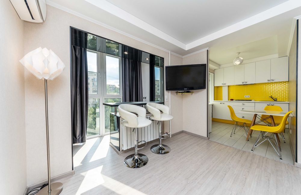 Подобова Оренда квартири Київ. б. Лесі Украинкі 5, Центр, рядом Госпит