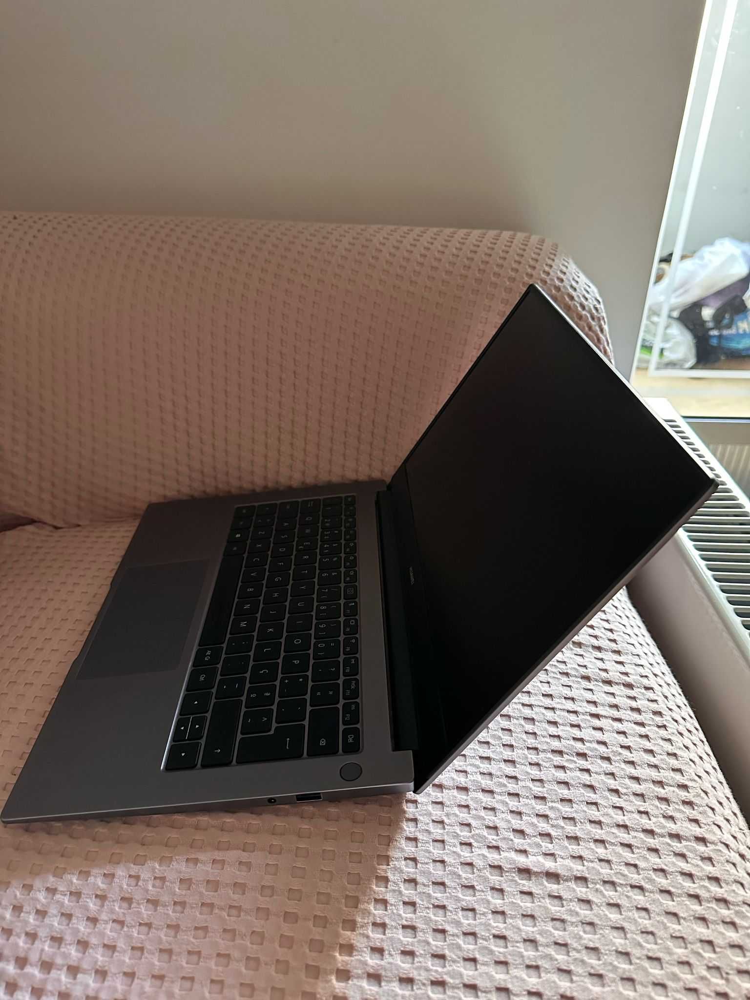 Portátil Huawei Matebook