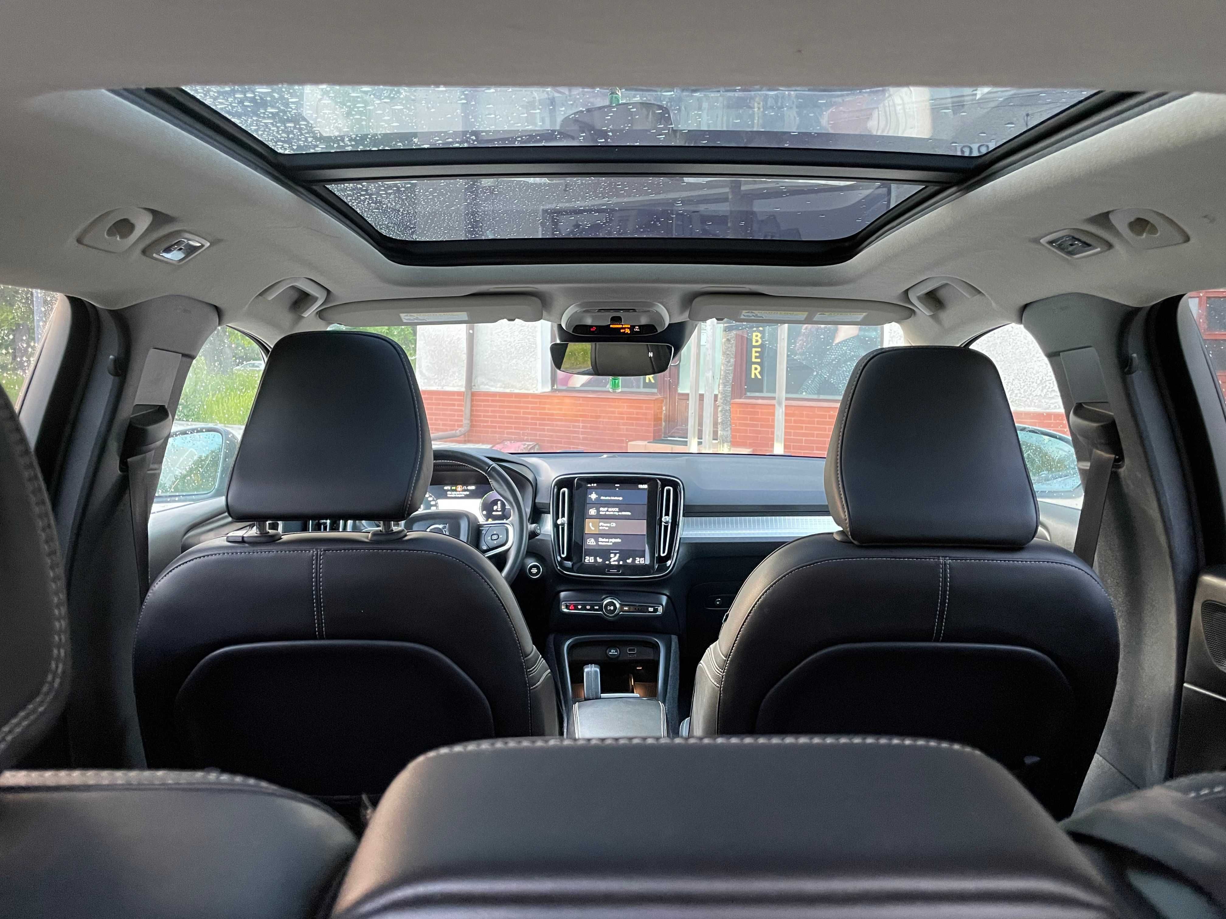 VOLVO XC40 T5 2019 2.0 B Sprzedam super stan