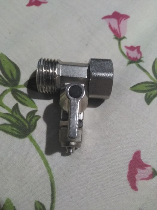 Переходник с шаровым краном