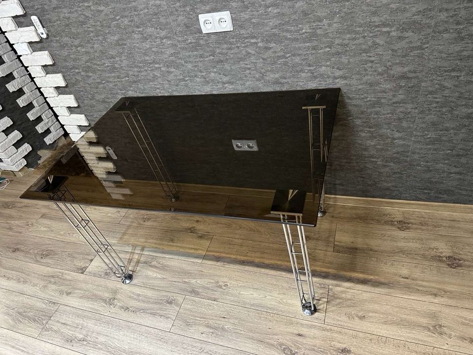 Стіл скляний 80х120