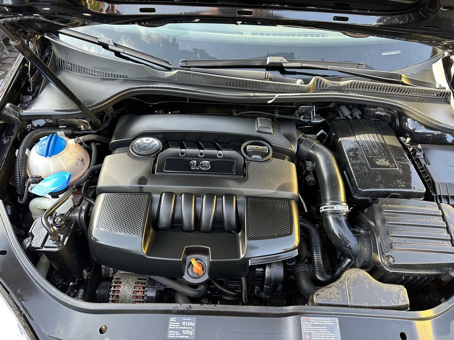 VW Golf Автомат бензин 1,6см