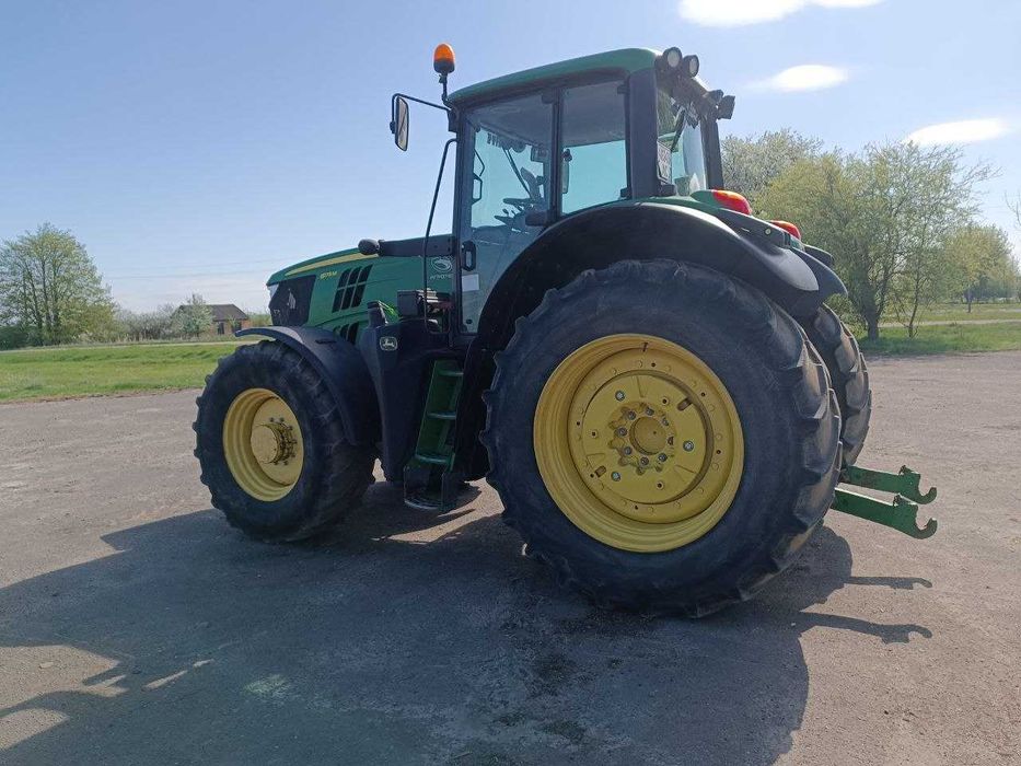 Трактор John Deere 6175M