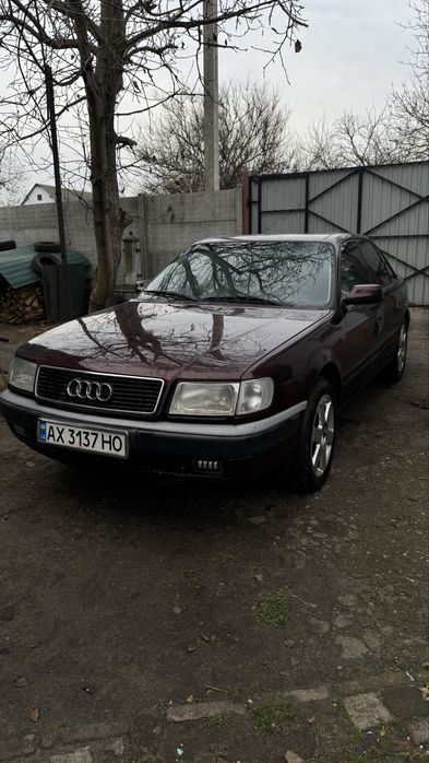 Продам Ауді 100С4