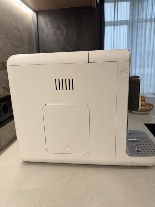 Кофемашина Smeg с капучинатором