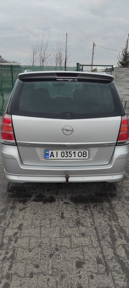 Продам Opel Zafira B