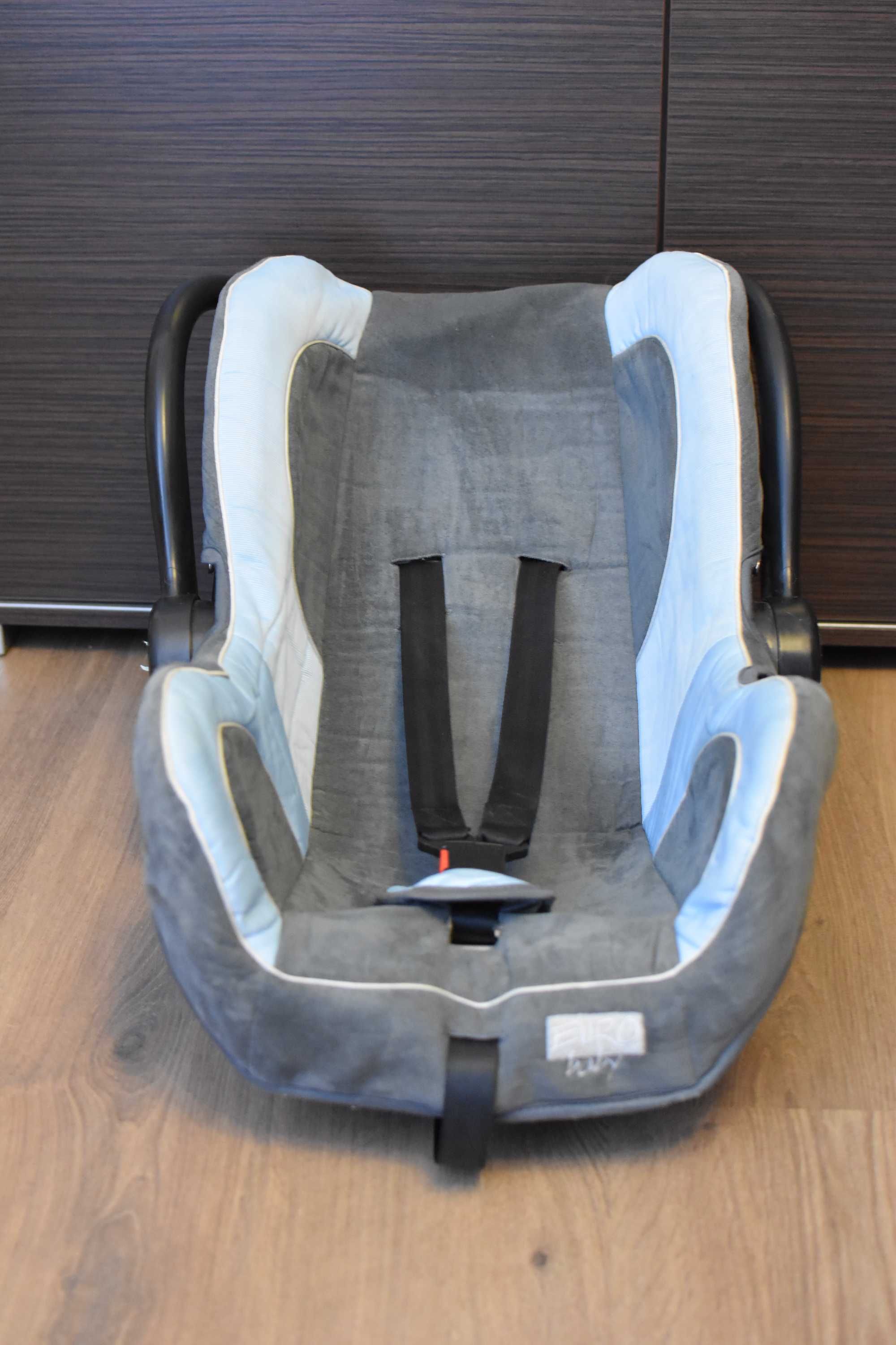 Fotelik samochodowy dla dziecka od urodzenia do ok.18 m-ca (0-13 kg)