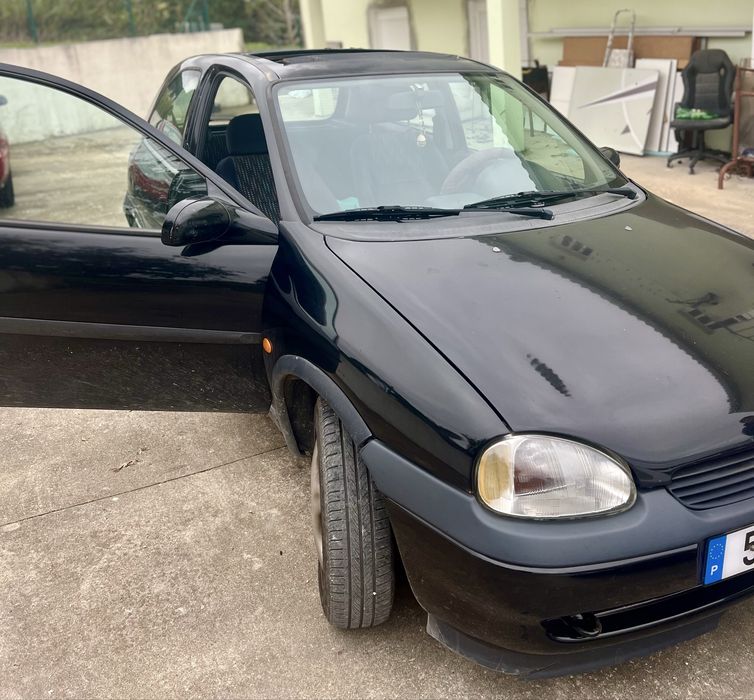 Corsa B 1.4 gasolina