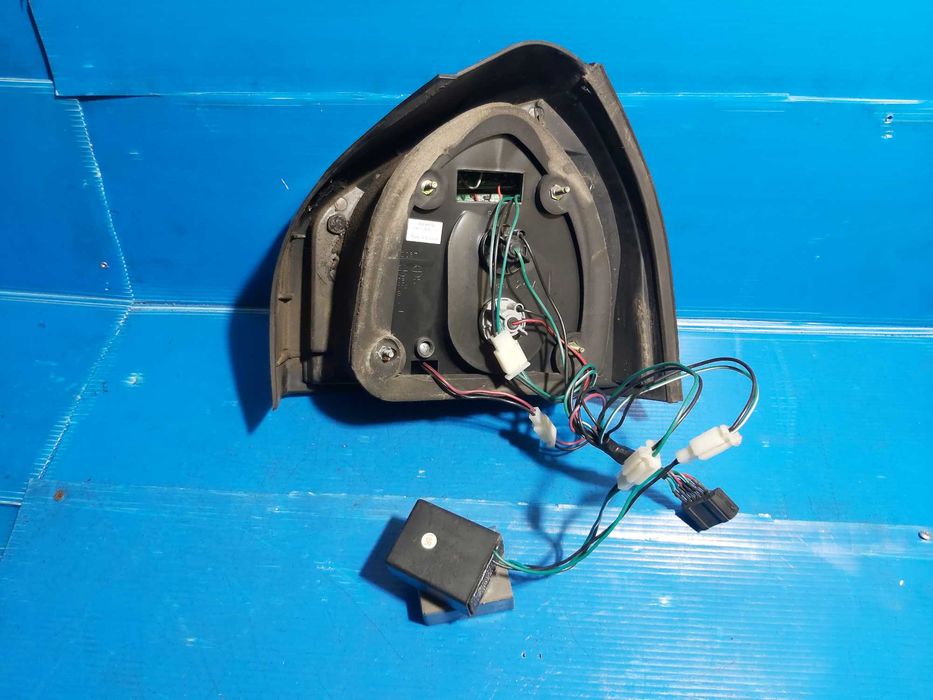Lampa lewa lewy tył tylna Audi A3 8L LED  nr.mag 223LT