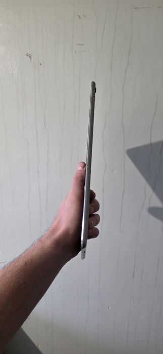 Планшет Ipad Pro 9.7 (a1673) 128 gb