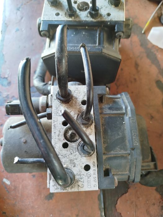 Блок ABS Ауді. VW Пасат б 5.Шкода