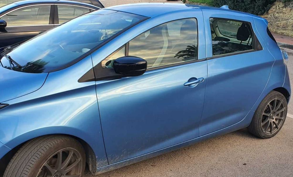 Renault Zoe (c/ Bateria) 41 kwh Life - Iva Dedutível