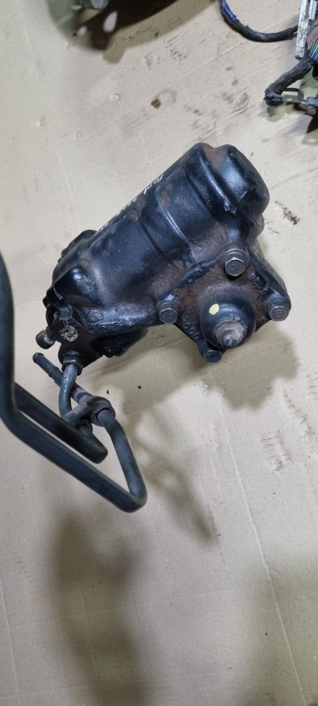 Рулевой редуктор колонка 2.5 Ford Ranger ET Mazda BT правый руль 98-11