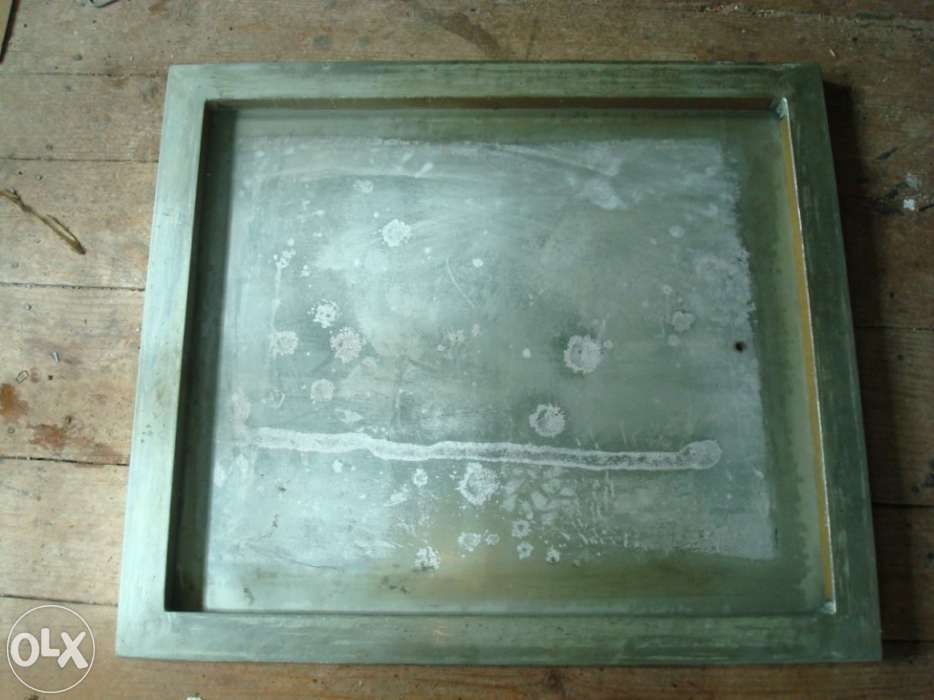 Moldura em chapa galvanizada